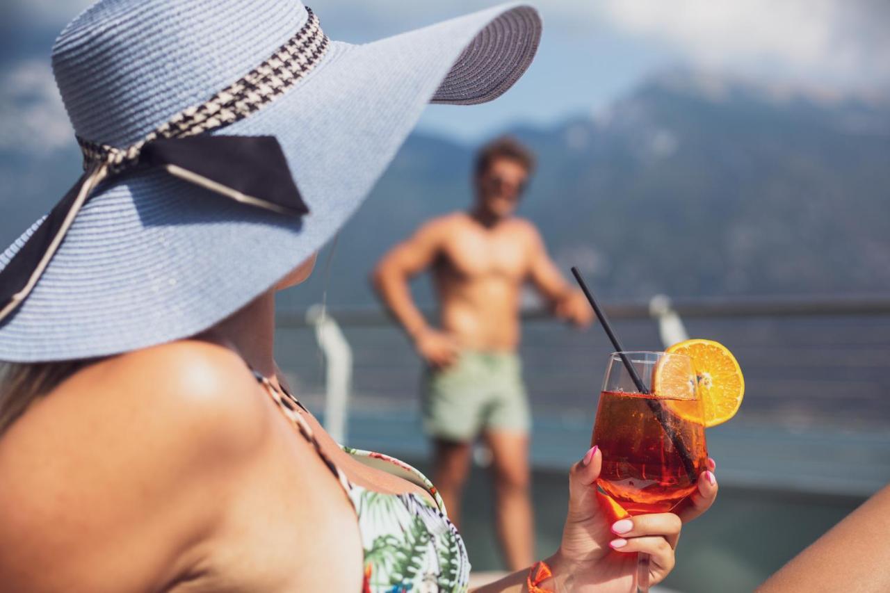 Hotel La Fiorita Limone sul Garda Bagian luar foto