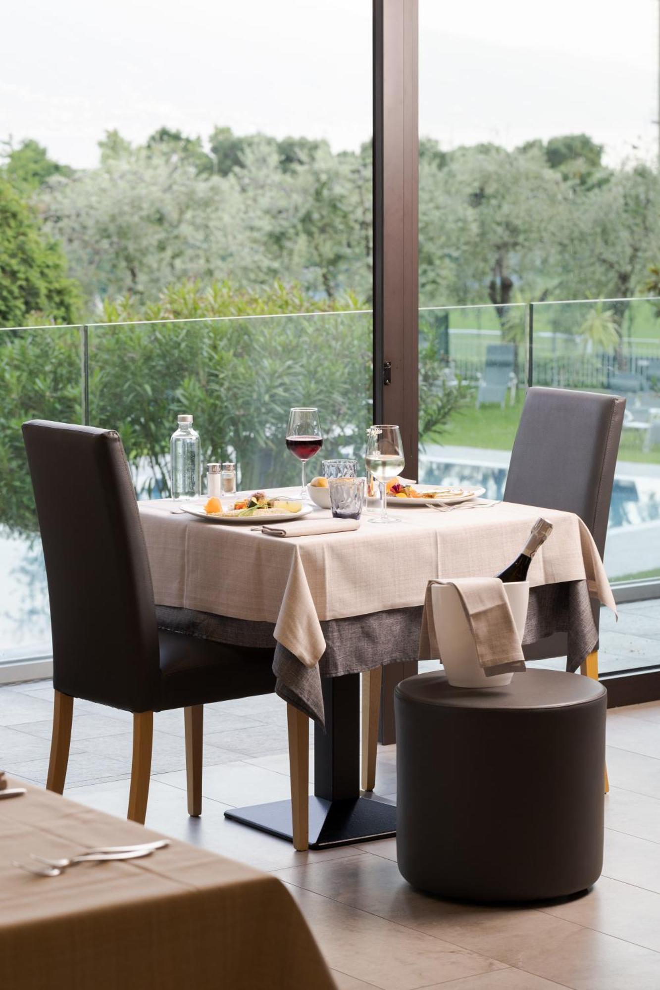Hotel La Fiorita Limone sul Garda Bagian luar foto